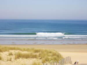 Vague clean au Truc Vert avec dunes et oyats au premier plan, Cap-Ferret